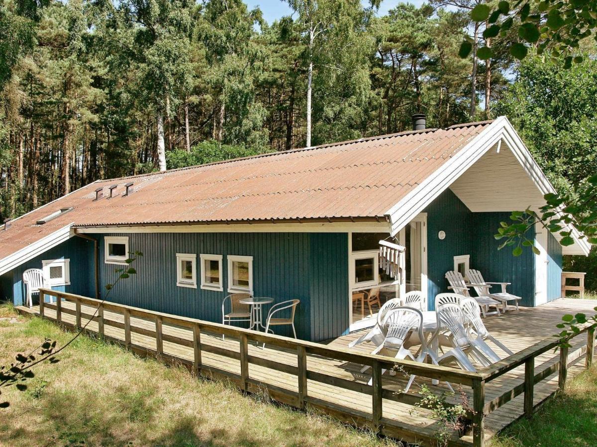 8 Person Holiday Home In Nex Vester Somarken Buitenkant foto